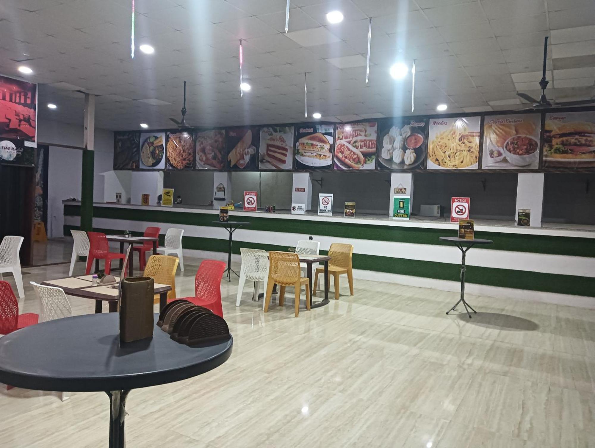 Krishna Fun Land Hotel Mathura Kültér fotó