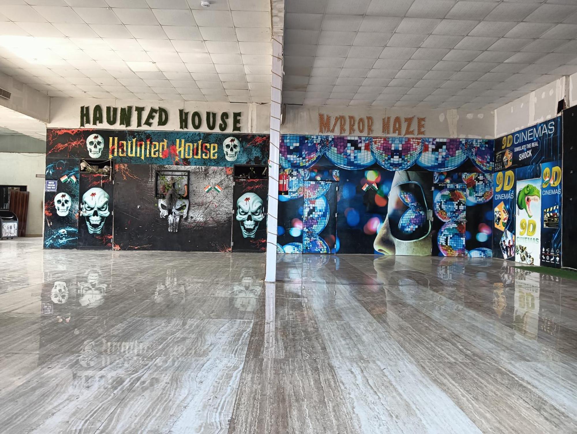 Krishna Fun Land Hotel Mathura Kültér fotó